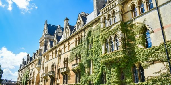 Servicios - Becas del Extranjero en Madrid